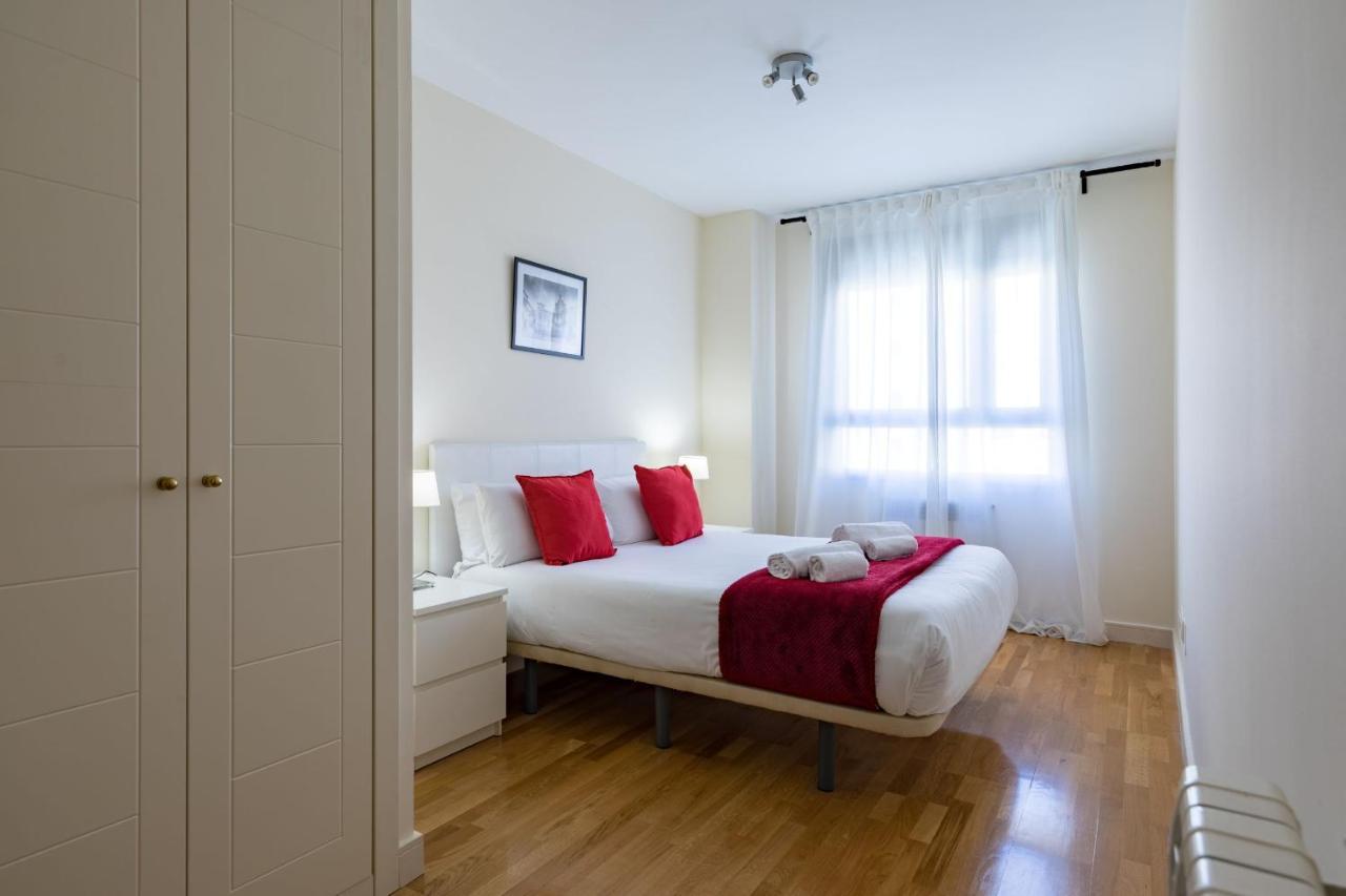 Roomspace Tablas Azofra Apartamento Madrid