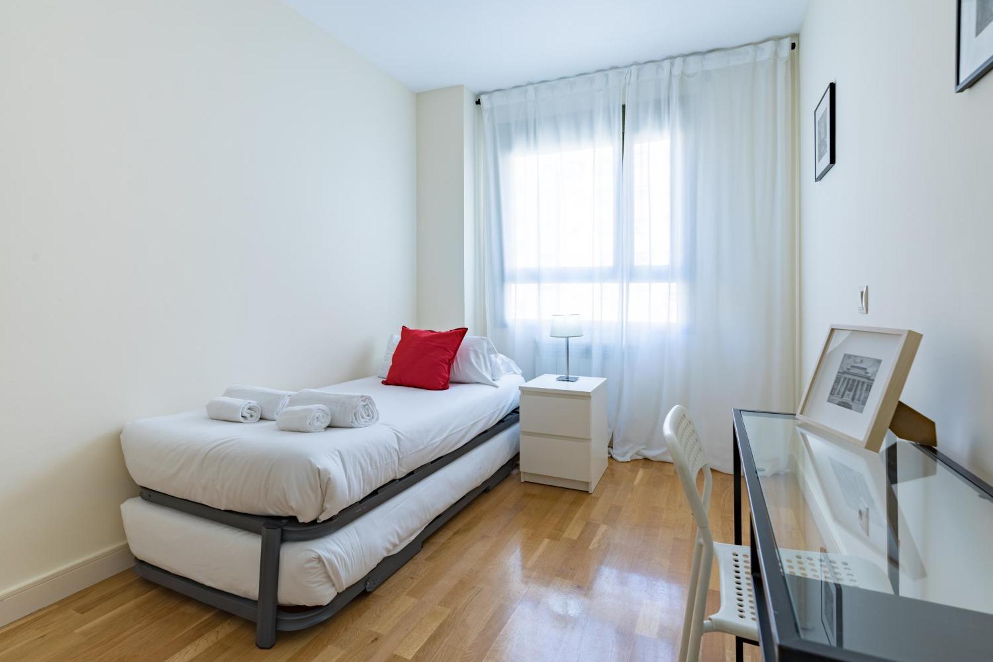Roomspace Tablas Azofra Madrid